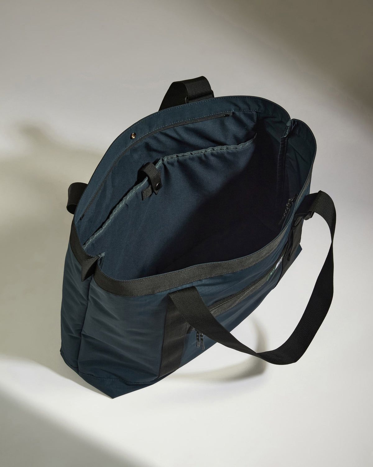Essential Tote Bag in Navy