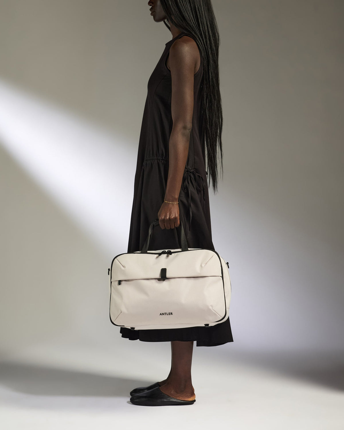 Overnight Bag in Taupe - Urban Light
