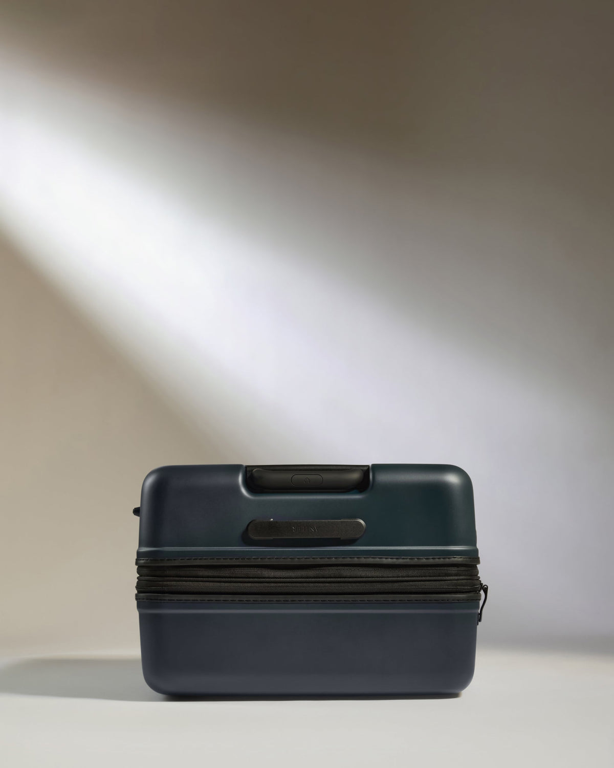 Large Luggage in Indigo Blue - Icon Stripe