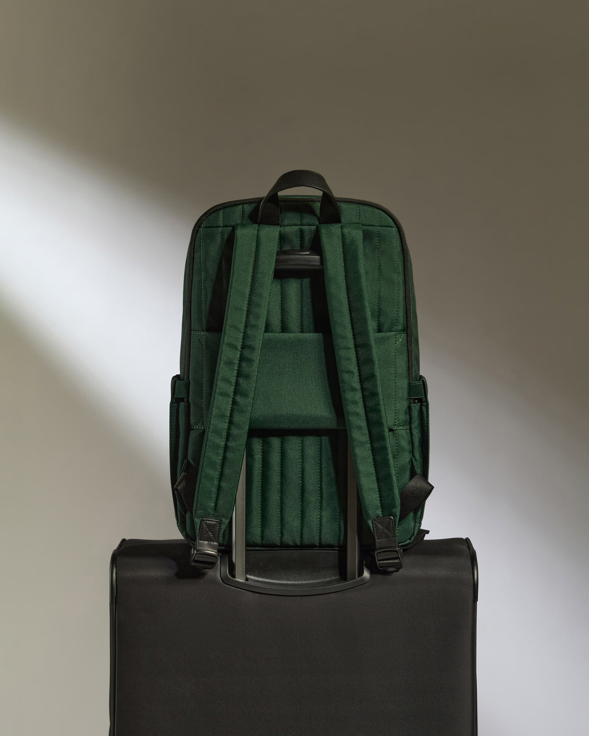 Backpack in Antler Green - Urban Light