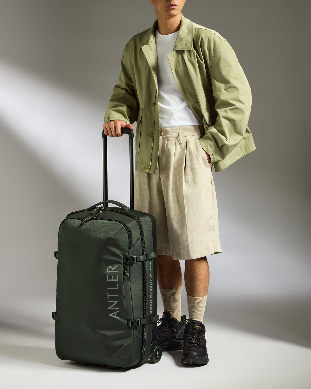 Discovery Wheeled Duffel in Dark Forest Green