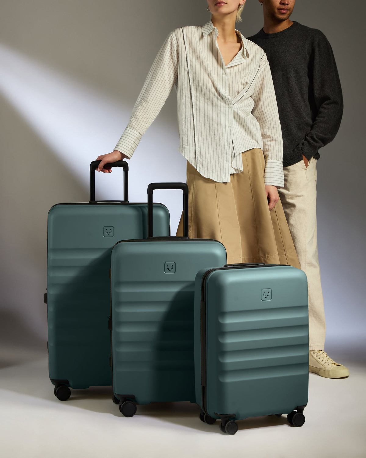 Large Carry-on Luggage Set in Glade Blue - Icon Stripe