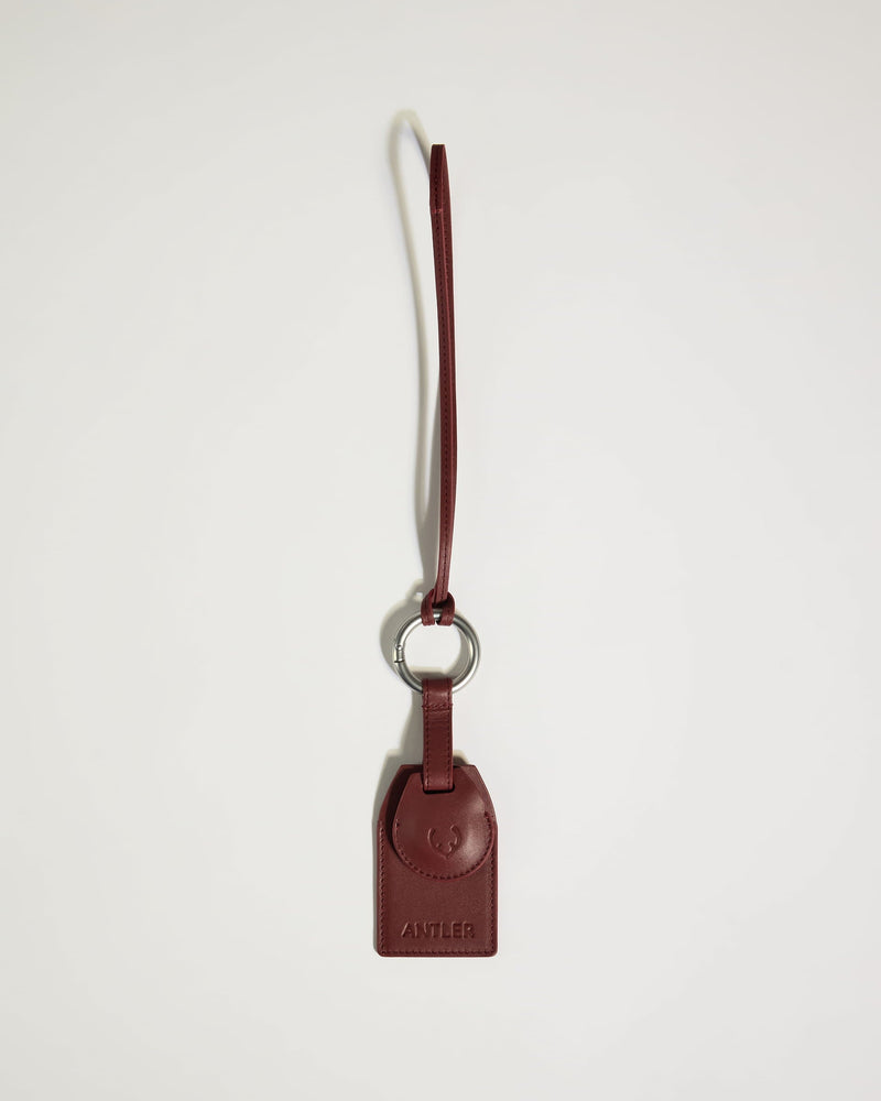Heritage AirTag Holder & Luggage Tag in Cedar