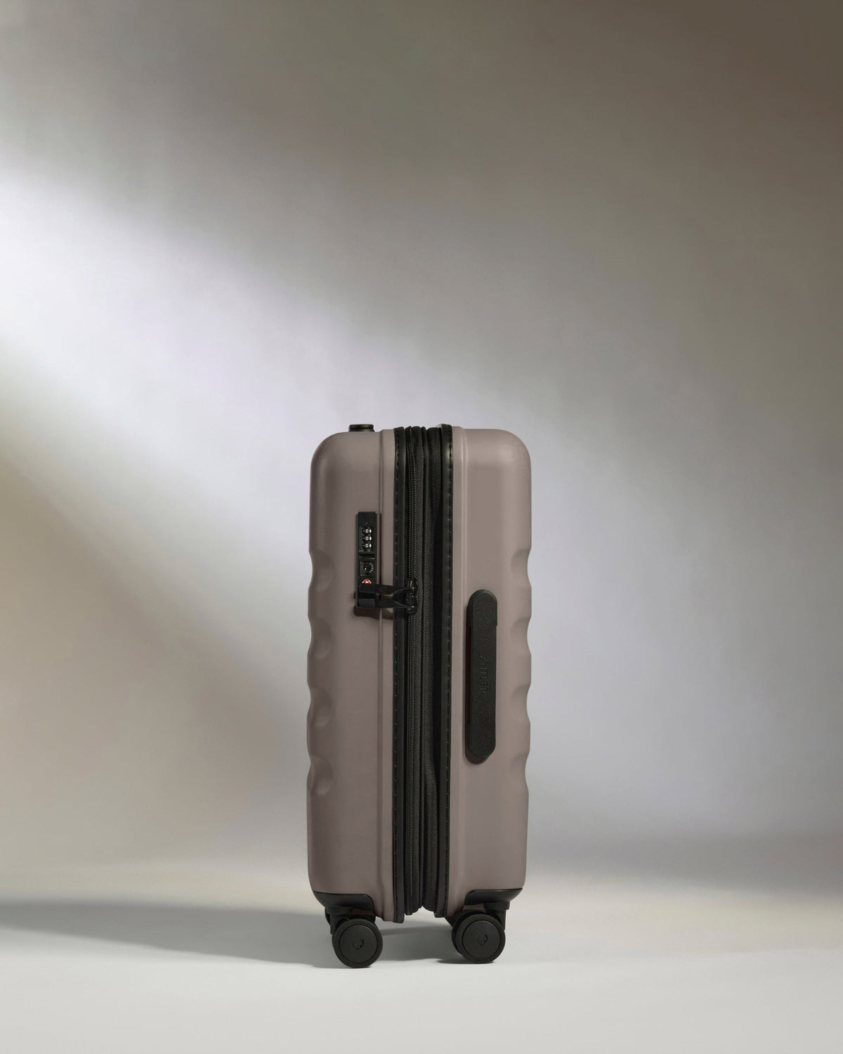 Expandable Carry-on Luggage in Pebble Grey - Icon Stripe