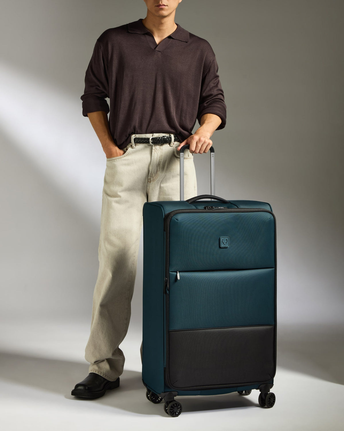 Lightest Large Luggage in Indigo Blue - Soft Stripe 2.0